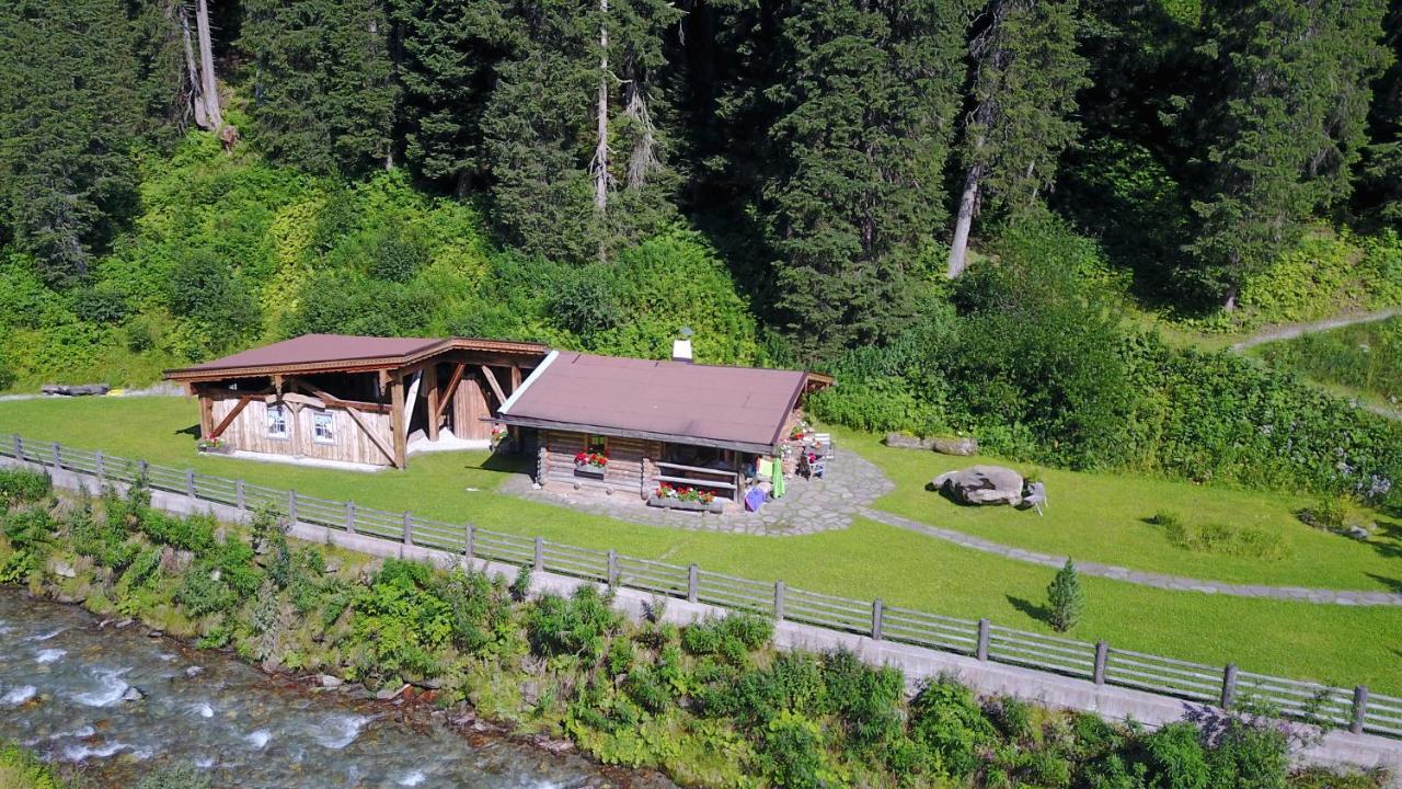 Almnest In Hochfuegen Mit Privat Spa Eksteriør bilde